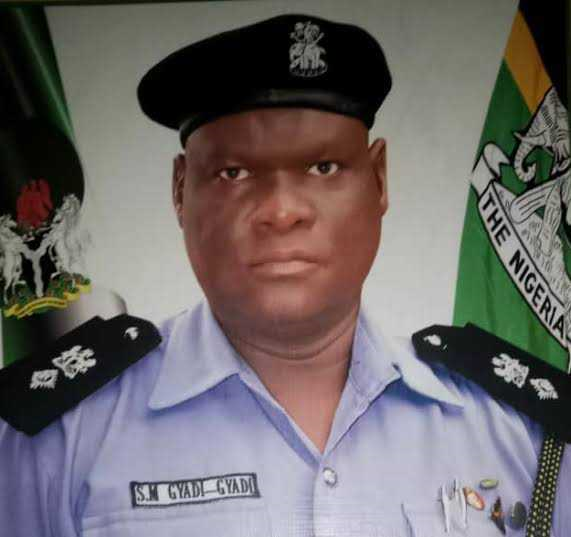 Kidnappers Release Police Officer days after the towns residents killed ...